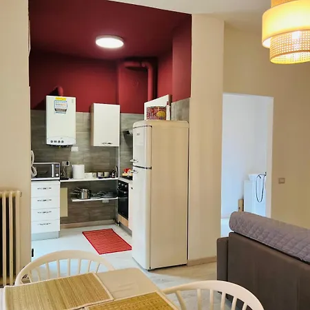 Trilocale Centro Γκαλλαράτε